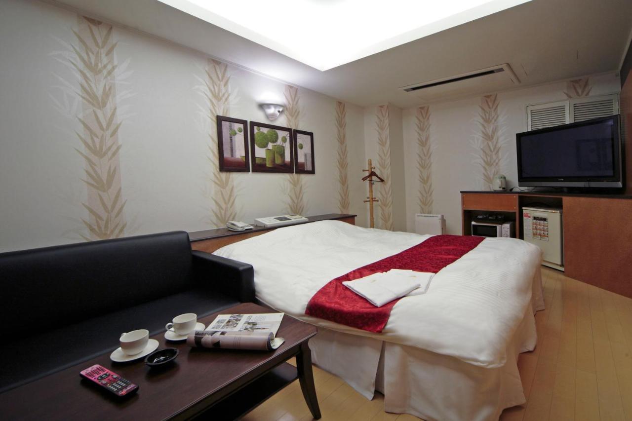 Hotel Lala Minato - Adult Only Nagoya Exteriör bild